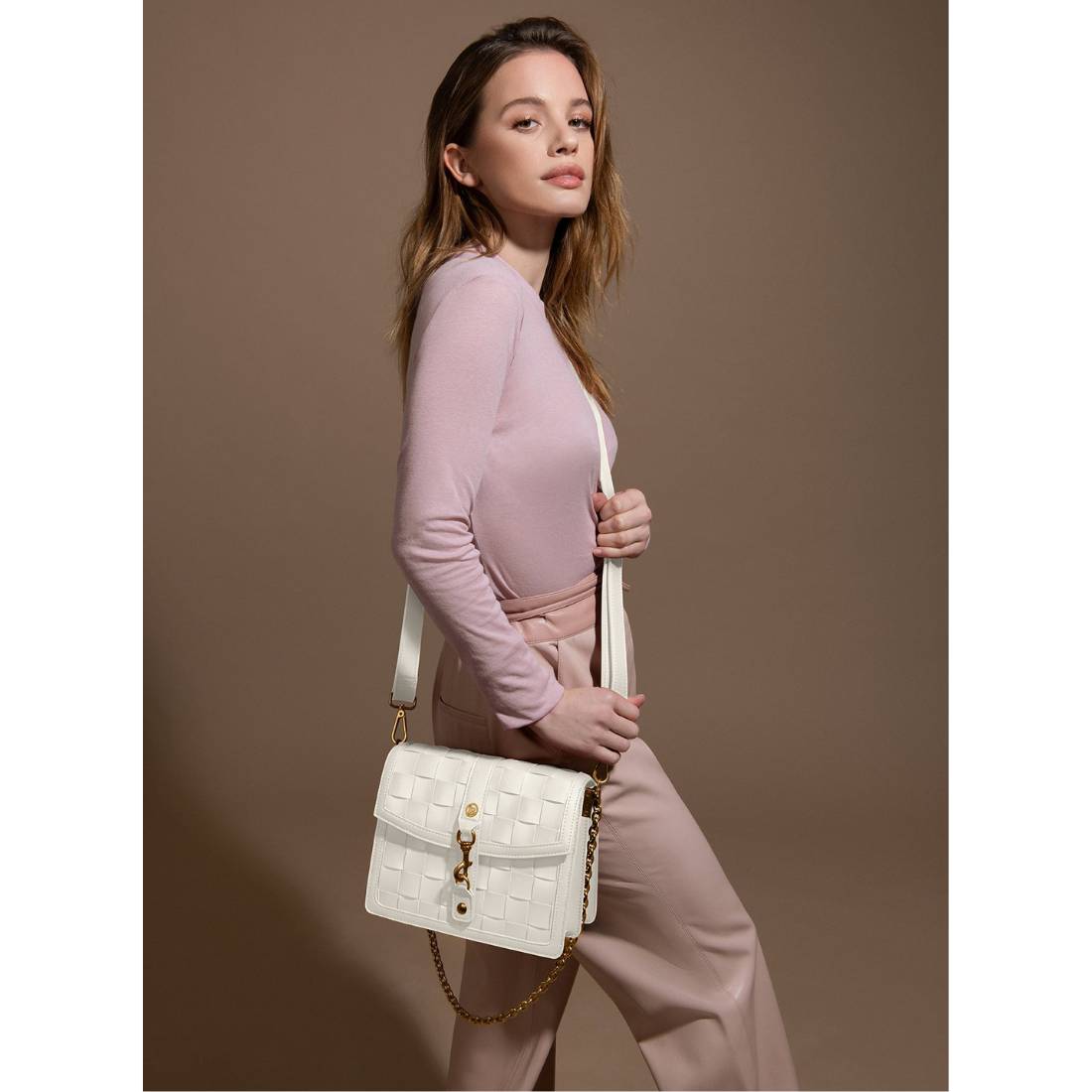 Daisy White Vegan Shoulder and Crossbody Handbag