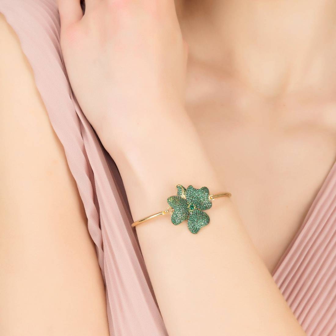 Brilliant in Green Emerald and Diamond Bracelet – Concierge Diamonds